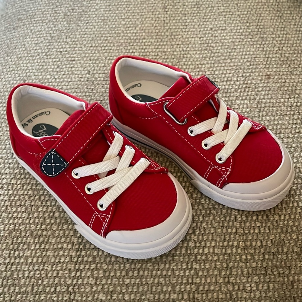 NEVER WORN Footmates Jordan shoes in red.